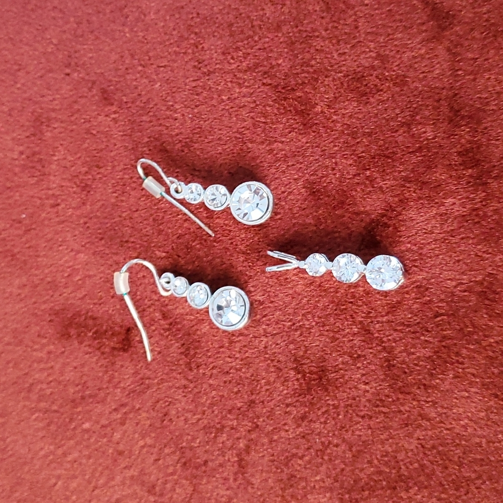 Cubic Zirconia pendant & earring set!